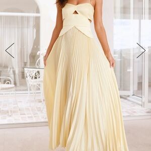 Hello Molly Size 6 Sunny Spell Maxi Dress
